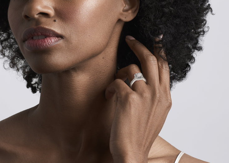 Signature Princess Halo Ring Replica gallery image